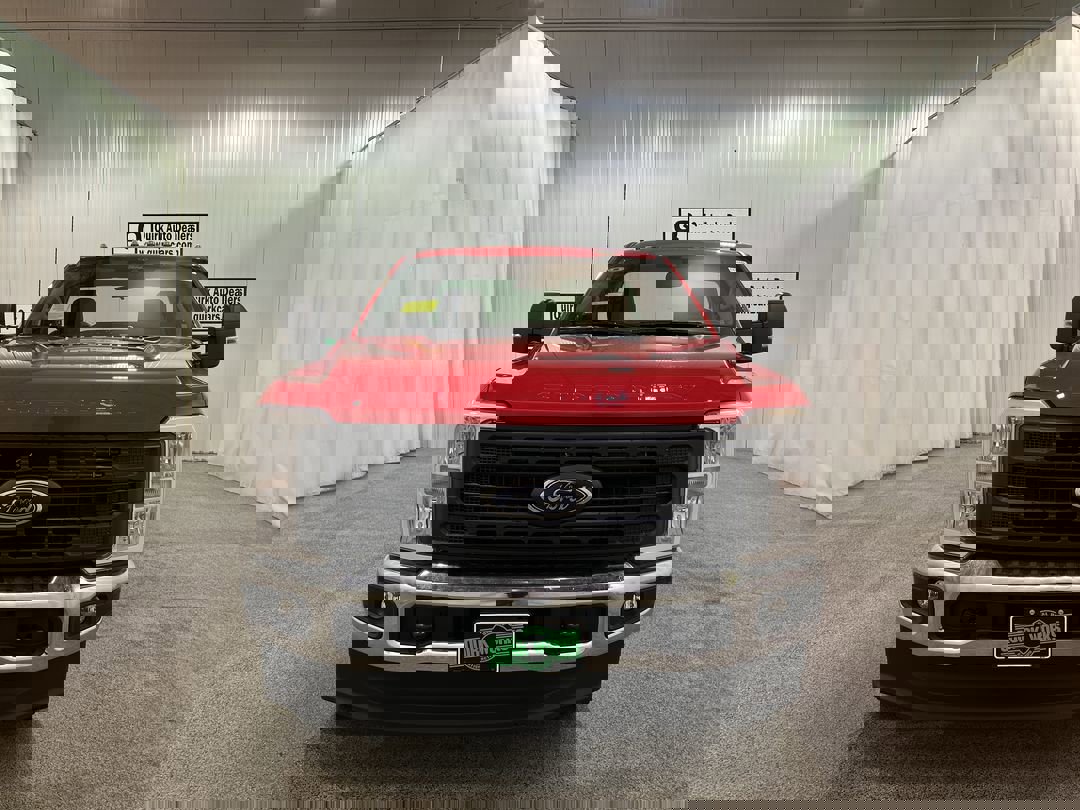 2025 Ford F-250 XL photo 2