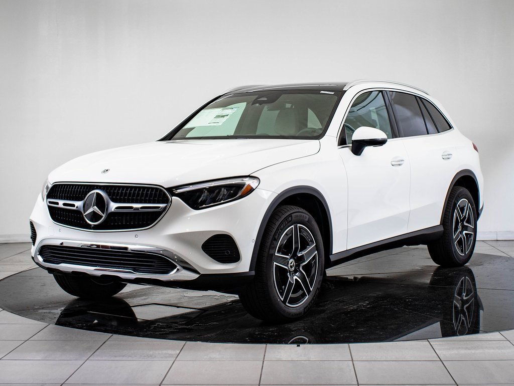 2026 Mercedes-Benz GLC Base's photo