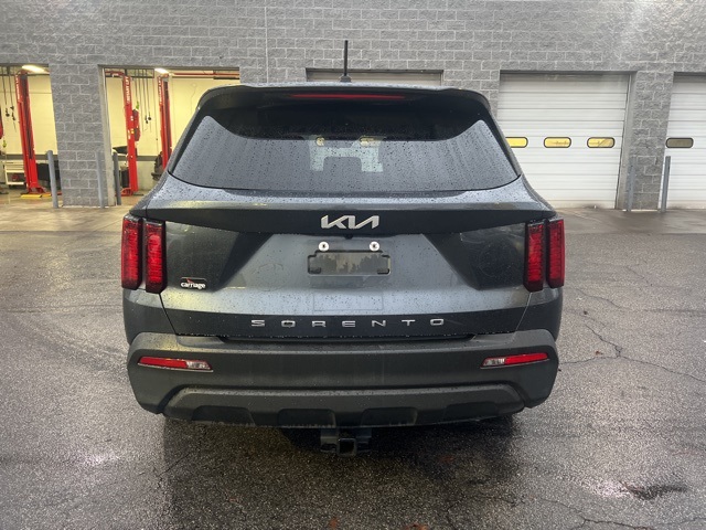 2022 Kia Sorento LX photo 4