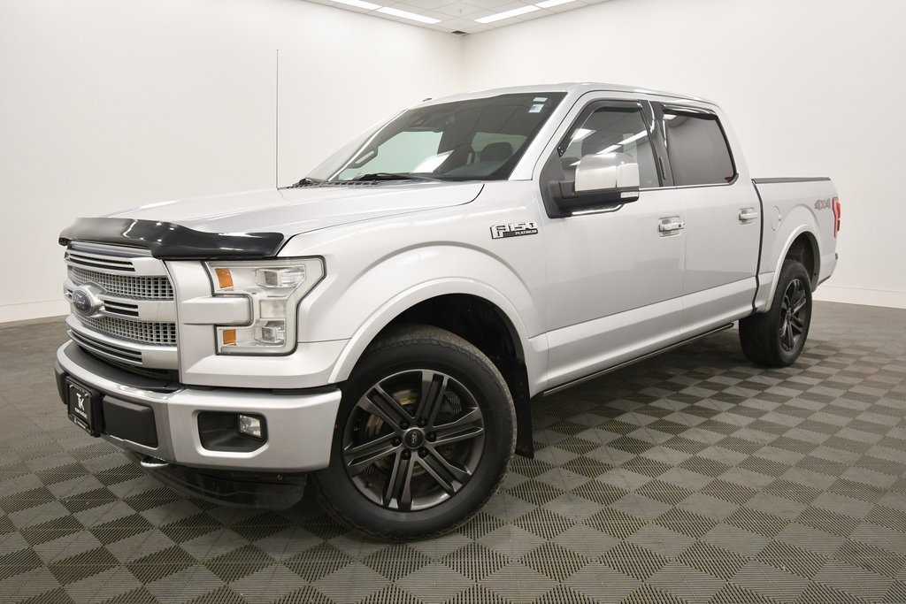 2015 Ford F-150 Platinum photo 2