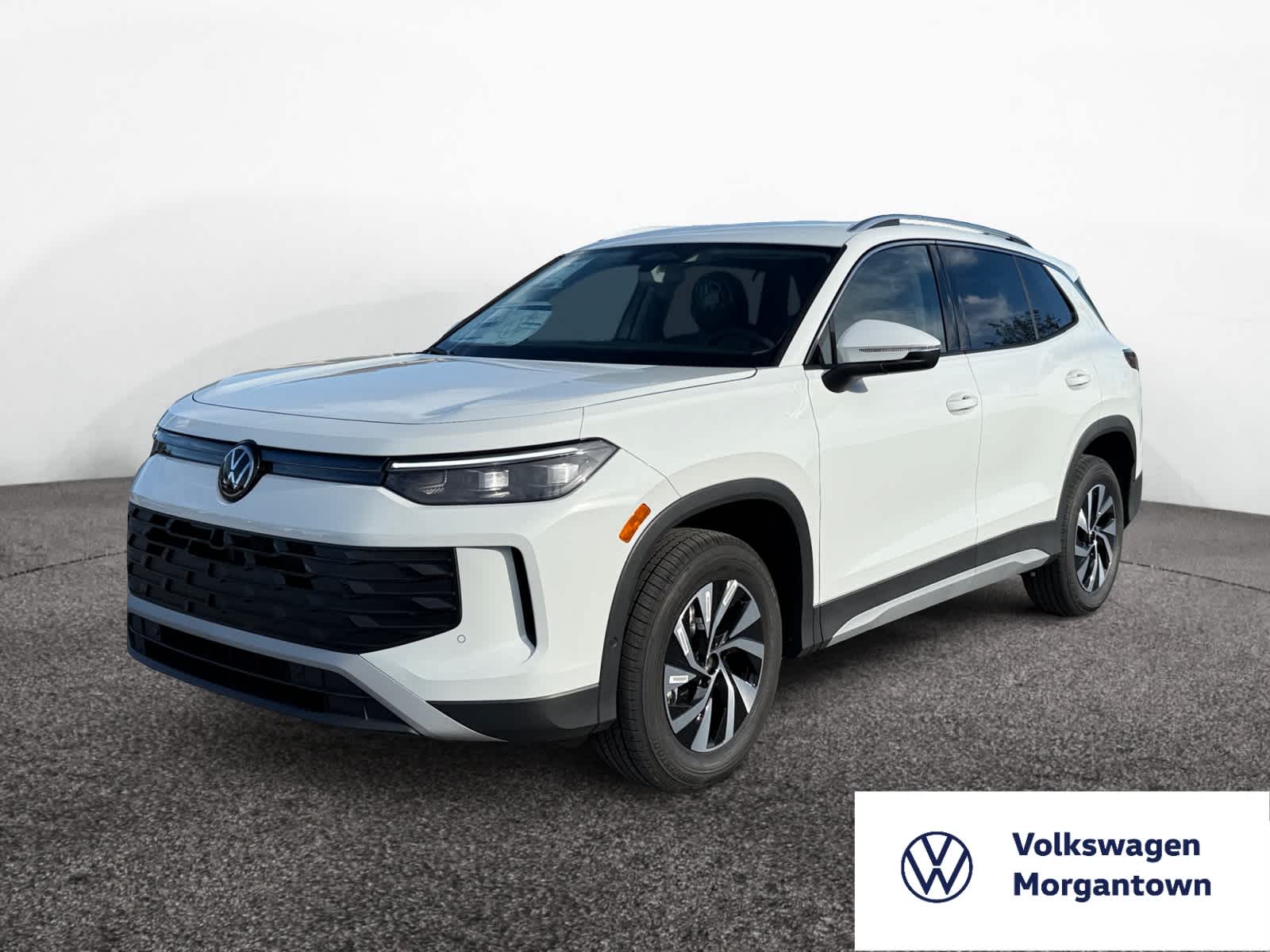 2026 Volkswagen Tiguan S's photo