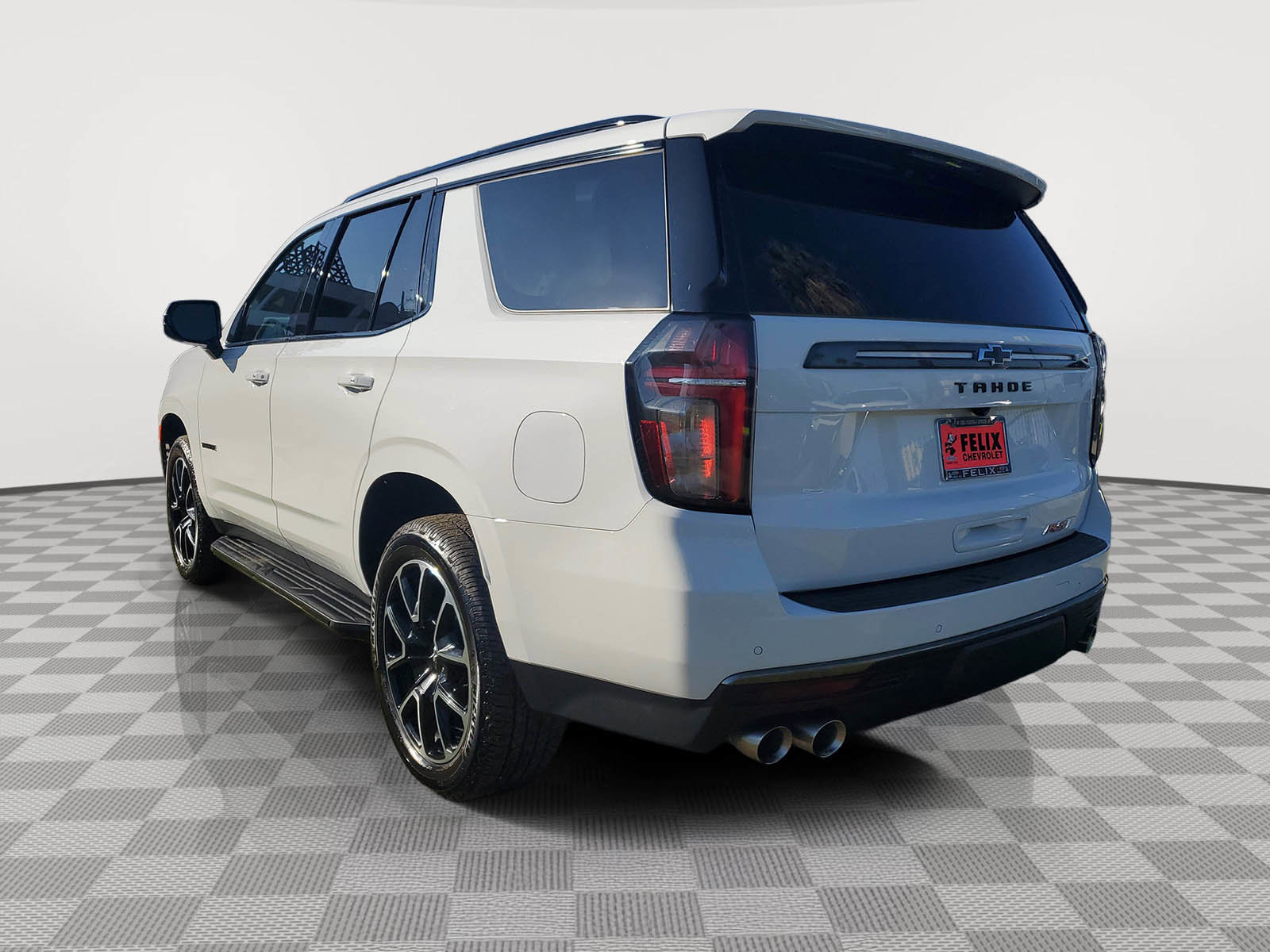 2022 Chevrolet Tahoe RST photo 4