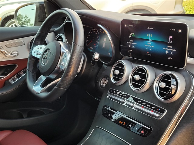 2022 Mercedes Benz GLC 300 photo 10