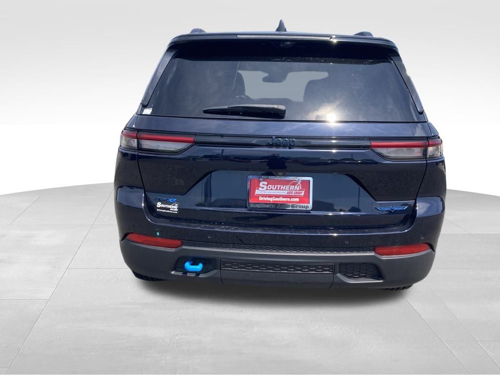 2024 Jeep Grand Cherokee Trailhawk 4xe photo 4