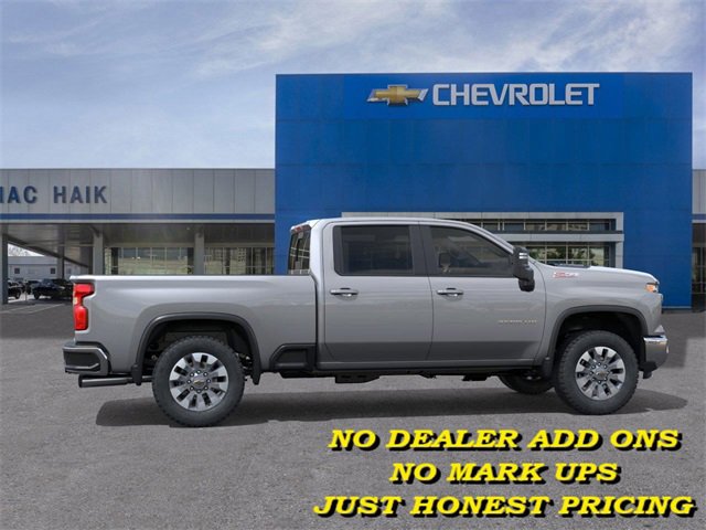 2025 Chevrolet Silverado LT photo 5