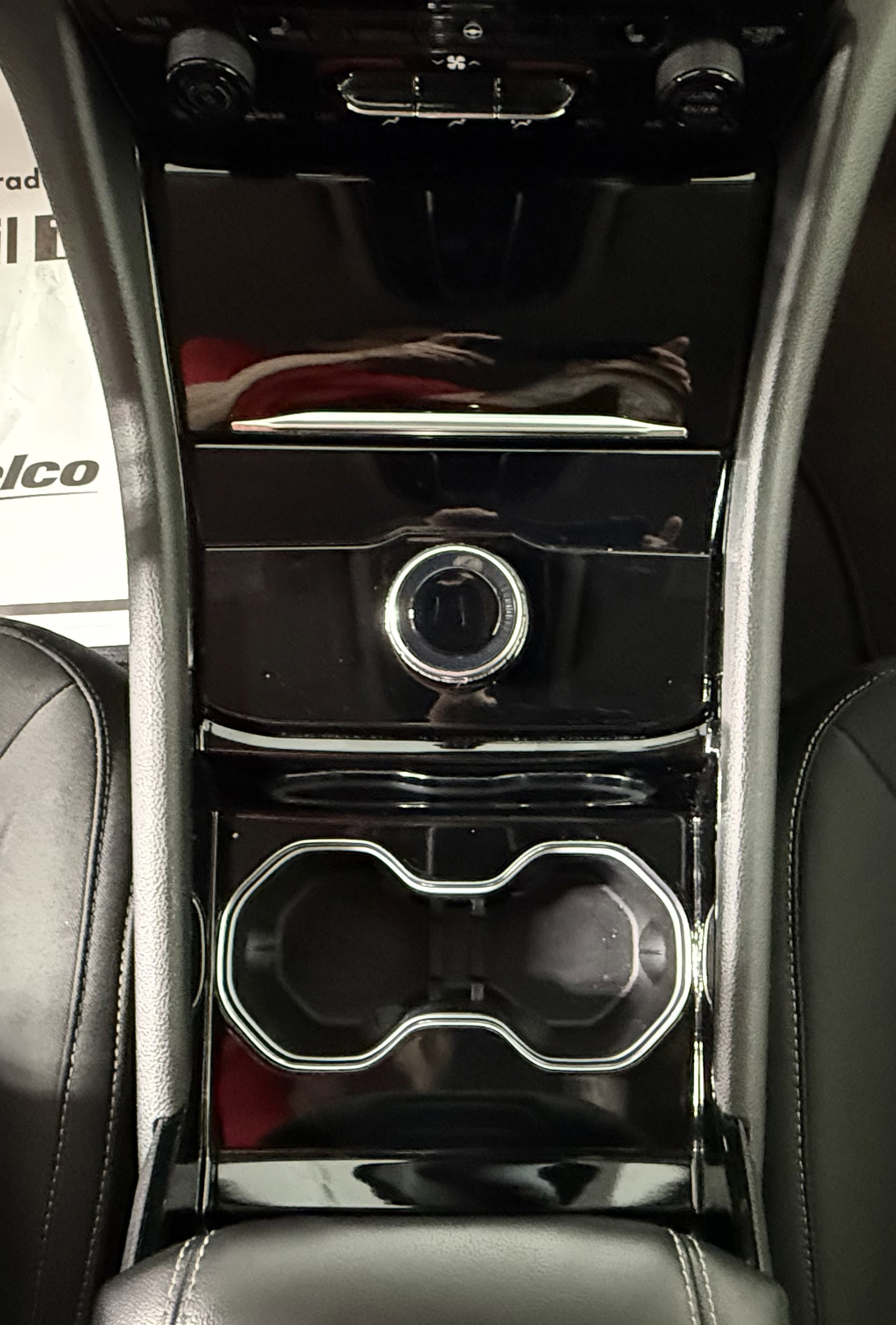 2023 Jeep Grand Cherokee Laredo Altitude photo 12