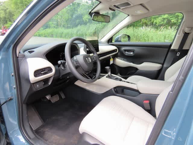 2026 Honda HR-V LX photo 2