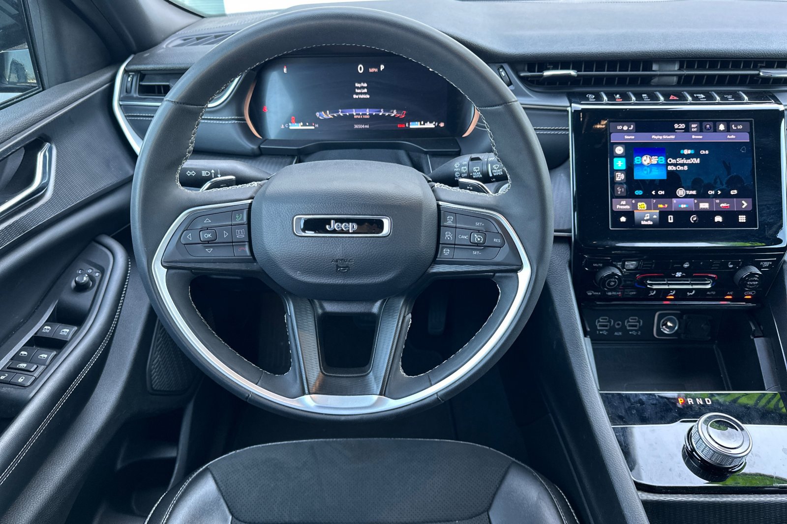 2024 Jeep Grand Cherokee Altitude photo 13