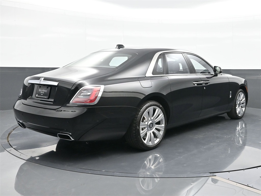 2021 Rolls Royce Ghost photo 2