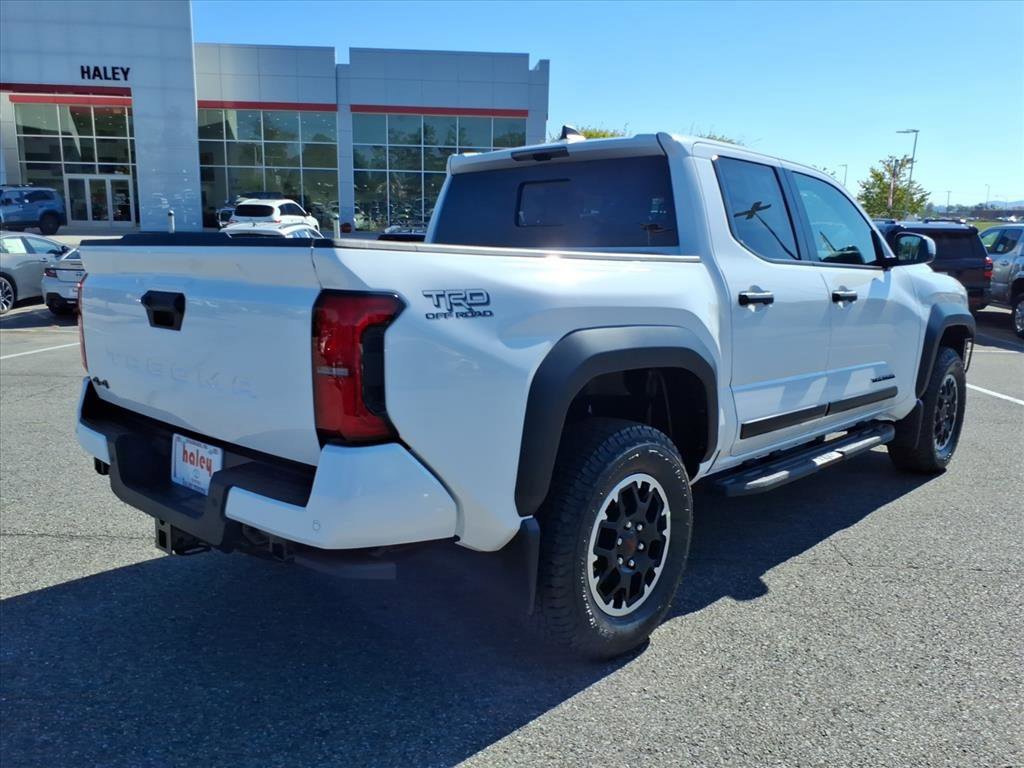 2025 Toyota Tacoma TRD Off-Road 4x4 Double Cab photo 4