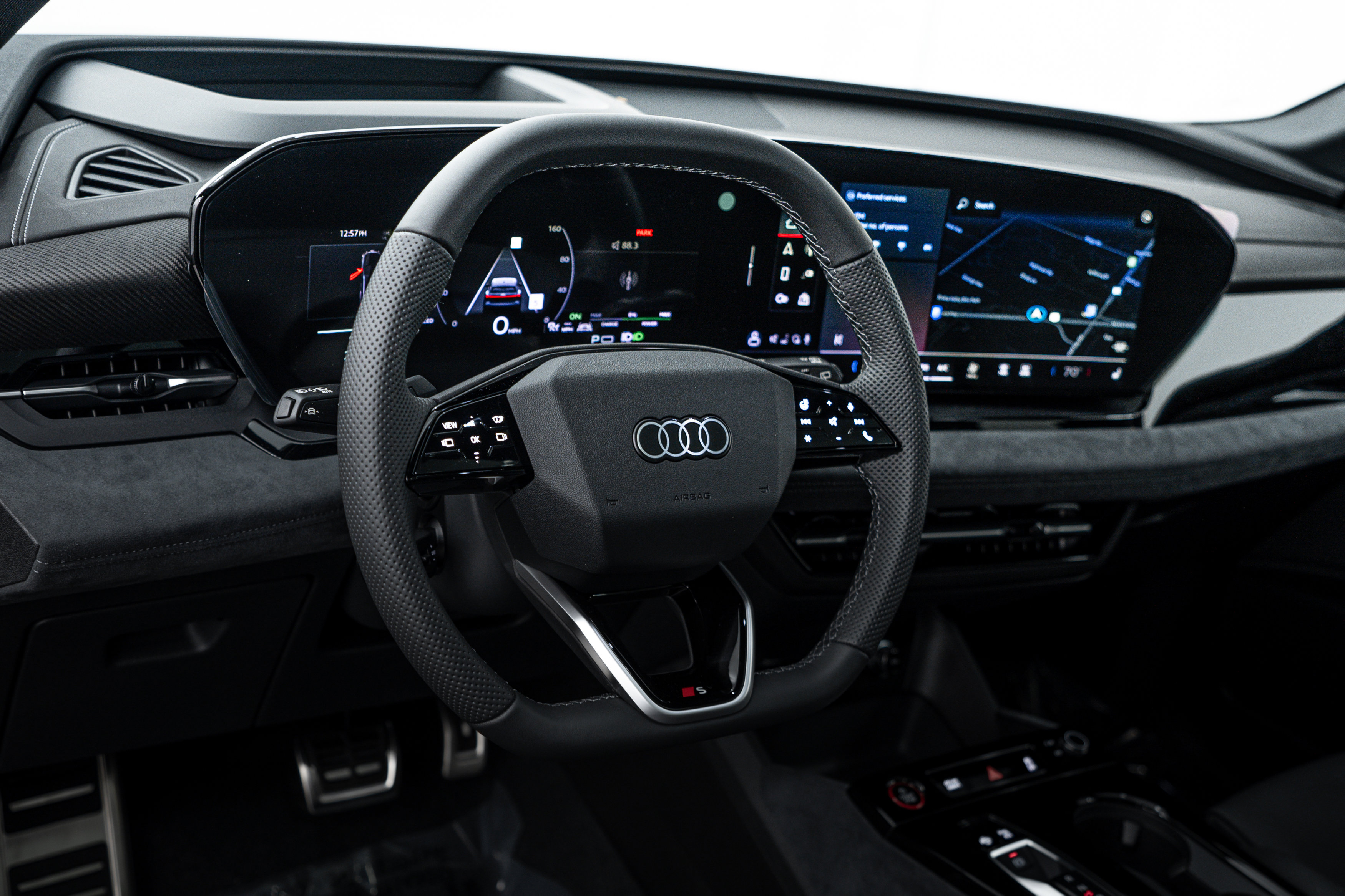 2025 Audi SQ6 photo 8