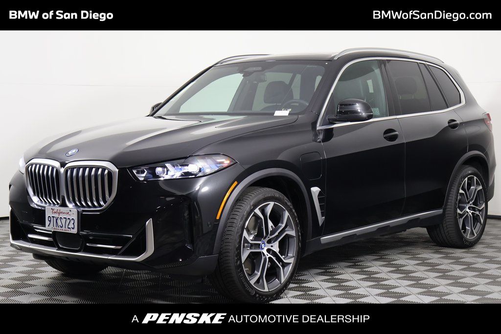 2025 BMW X5 50e's photo