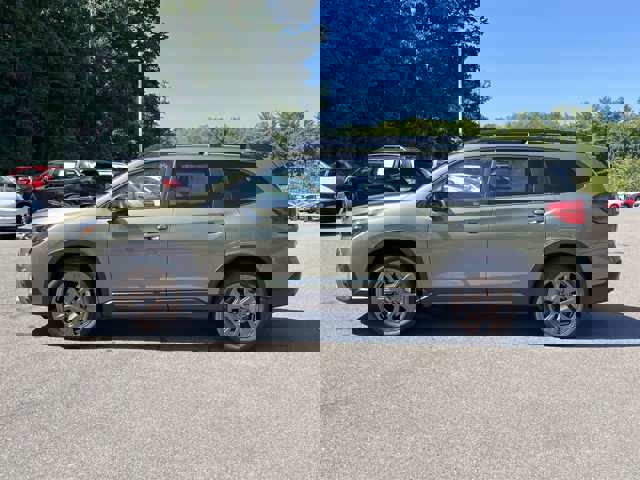 2025 Subaru Ascent Limited photo 2