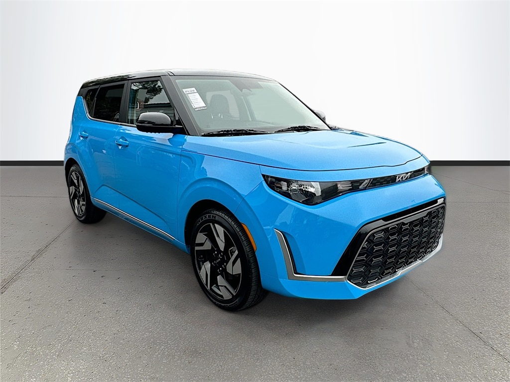 2023 Kia Soul GT-Line's photo