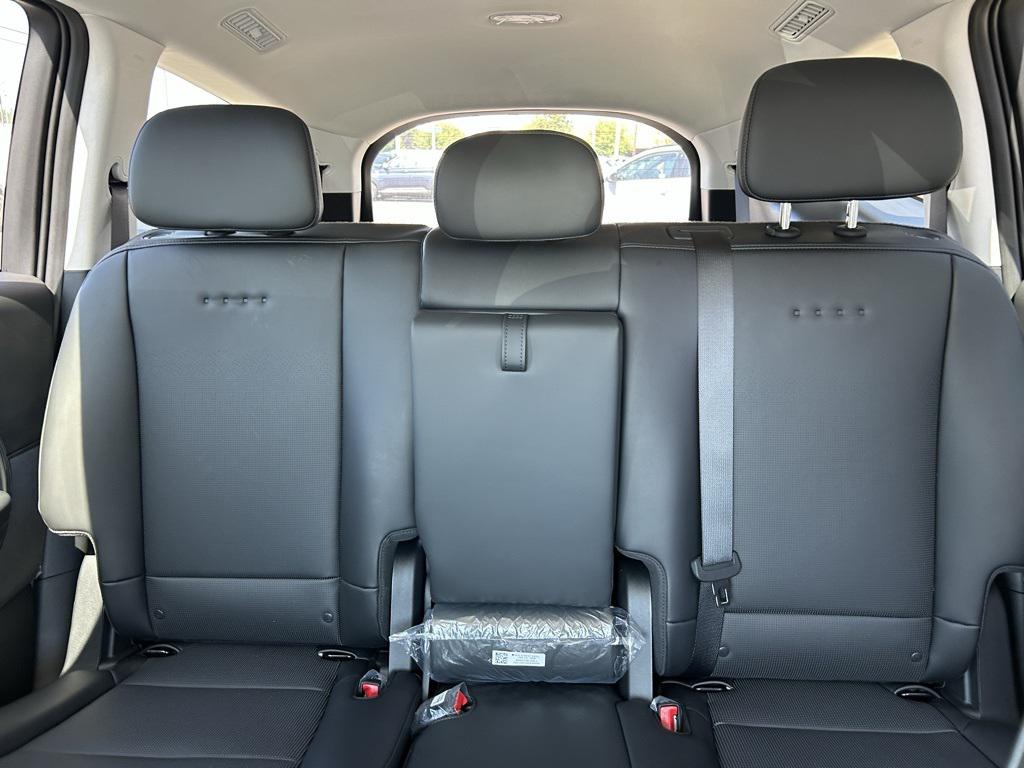 2026 Hyundai Ioniq SEL photo 17