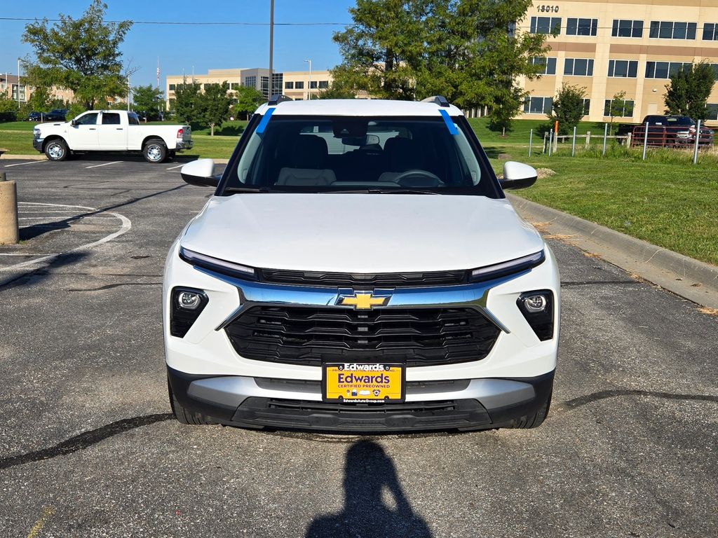2025 Chevrolet Trailblazer LT photo 8