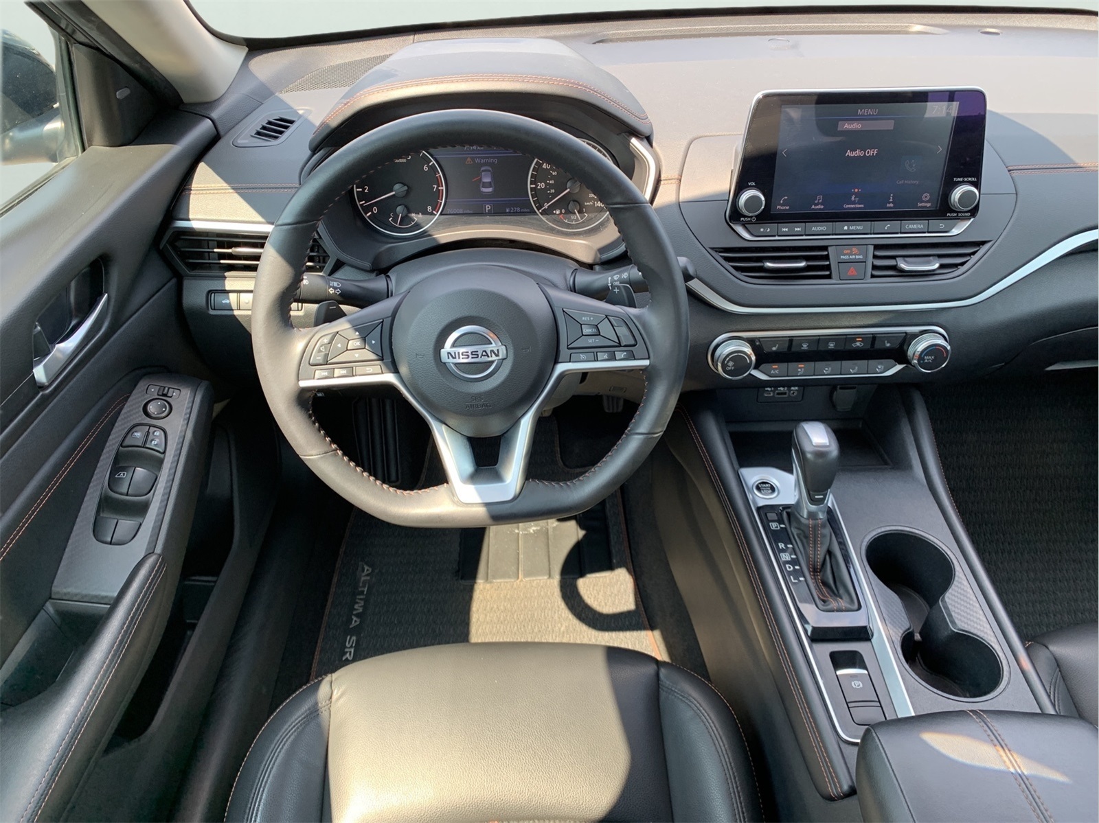 2022 Nissan Altima 2.5 SR photo 19