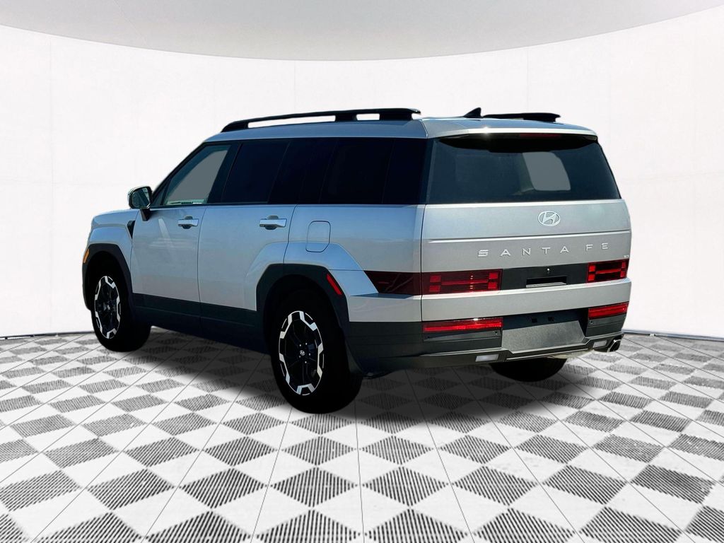 2025 Hyundai Santa Fe SEL photo 4