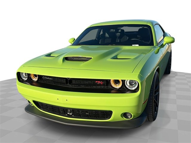 2023 Dodge Challenger R/T's photo