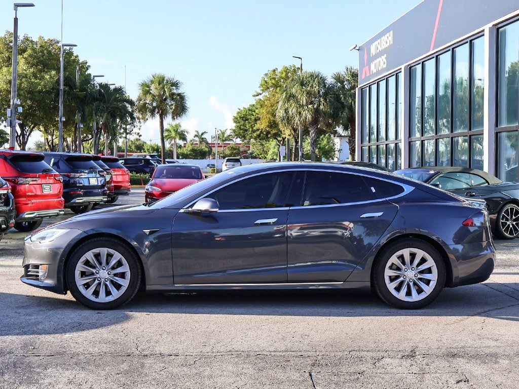 2018 Tesla Model S 75D photo 17