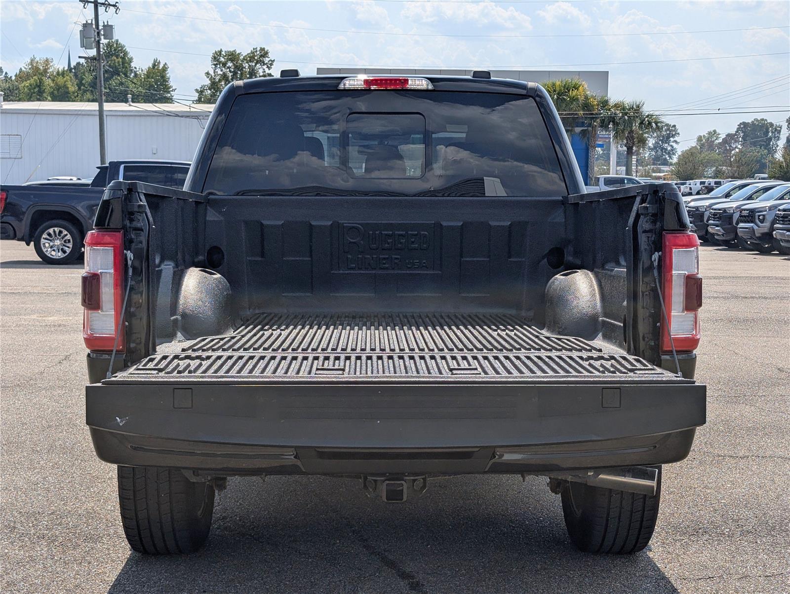 2023 Ford F-150 Platinum photo 5