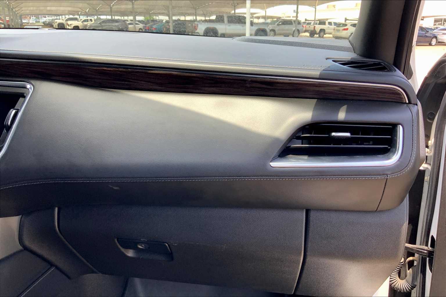 2021 Chevrolet Tahoe LT photo 16