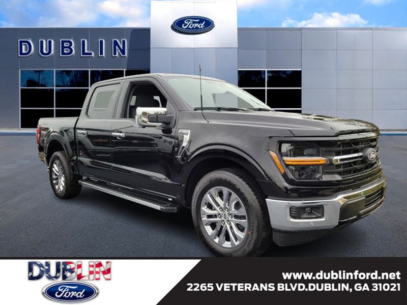 2025 Ford F-150 XLT's photo