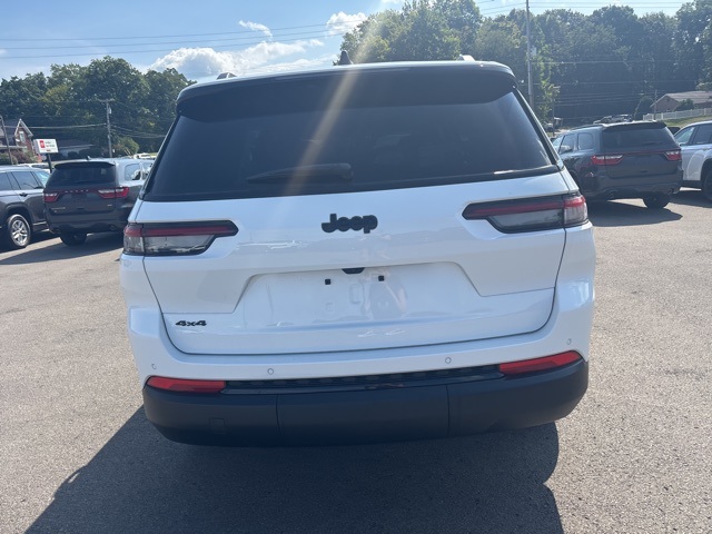 2025 Jeep Grand Cherokee Altitude X photo 3