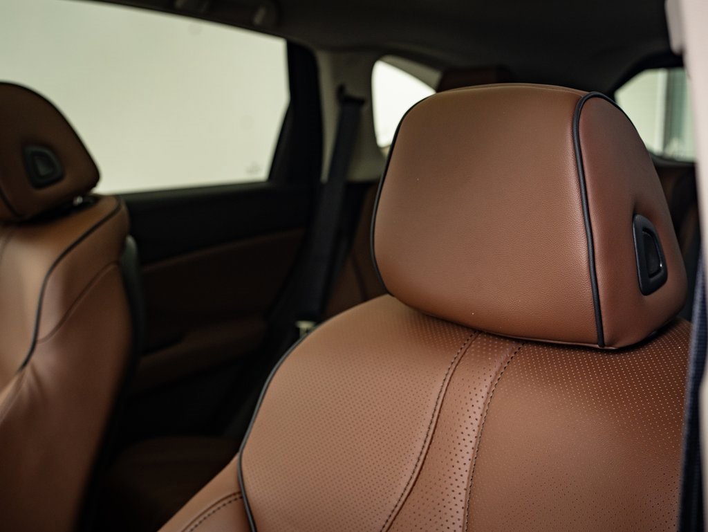 2025 Acura RDX Advance photo 13