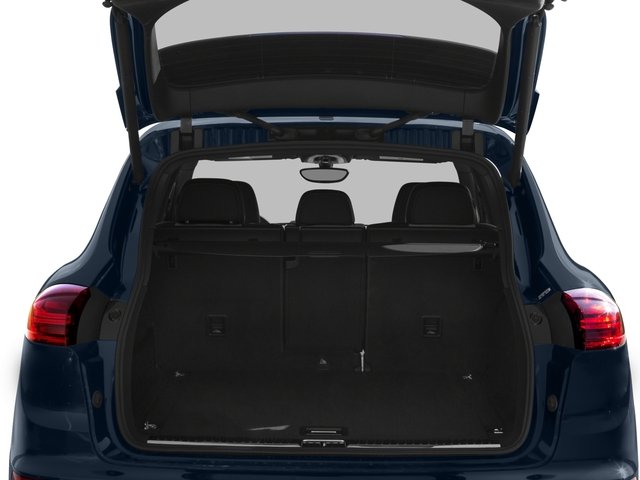 2018 Porsche Cayenne Base Platinum Edition photo 11