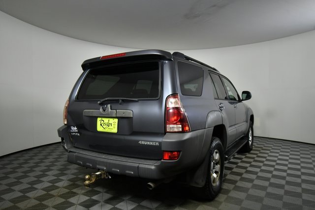 2003 Toyota 4Runner SR5 photo 3
