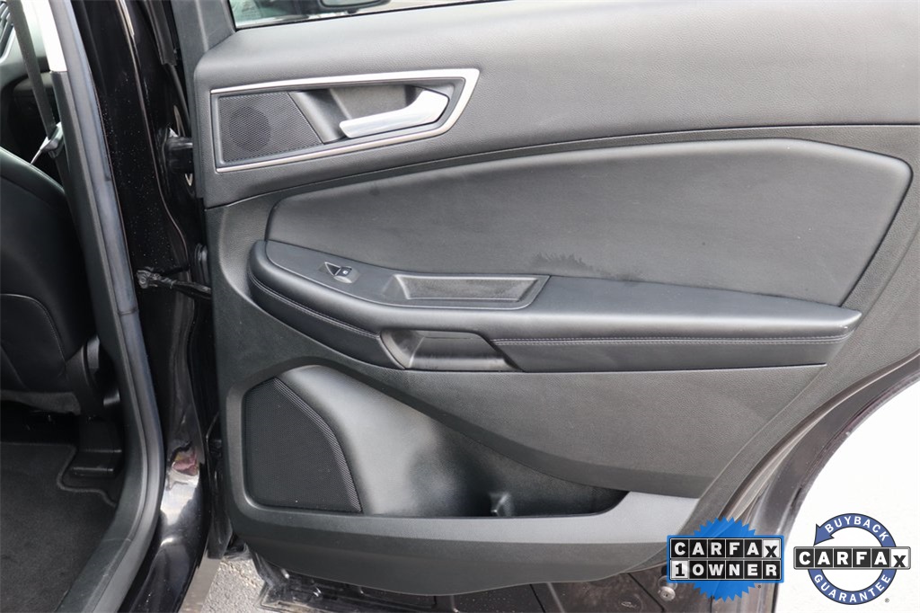 2023 Ford Edge SEL photo 13