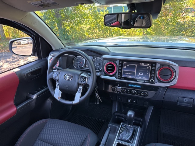 2022 Toyota Tacoma SR5 photo 13