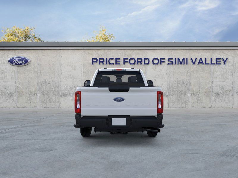 2025 Ford F-250 XL photo 4