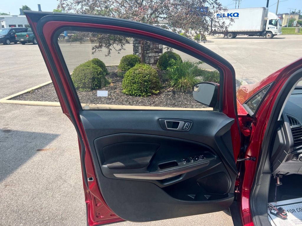 2021 Ford EcoSport SE photo 23
