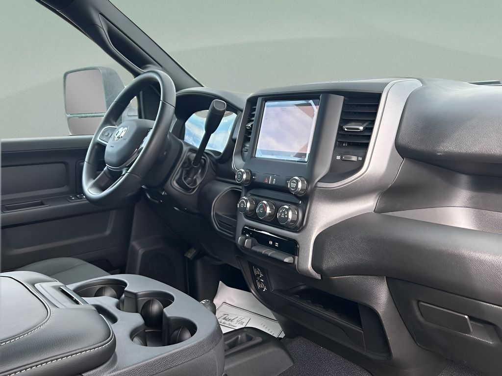 2024 Ram 2500 Tradesman photo 22