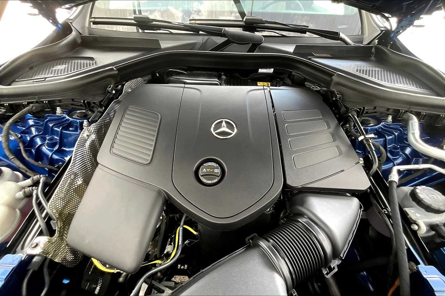 2026 Mercedes Benz GLC 300 photo 18