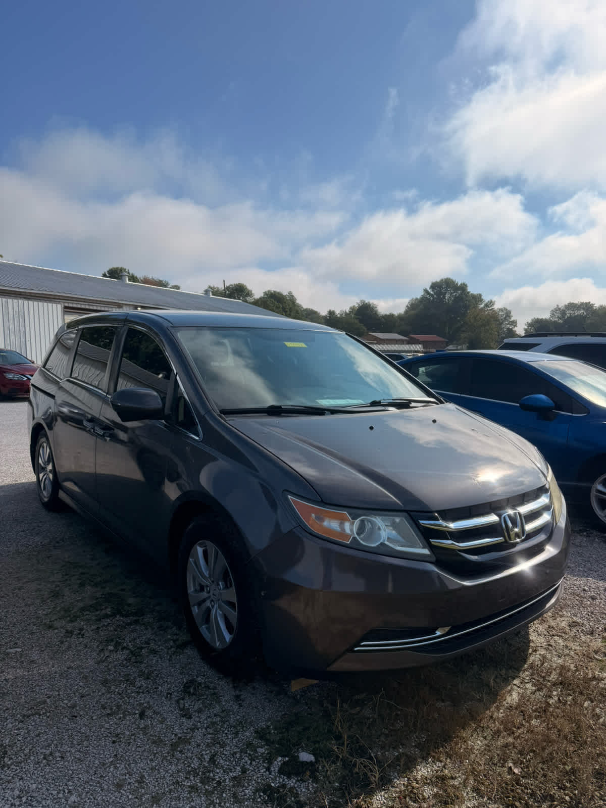 2016 Honda Odyssey SE photo 2