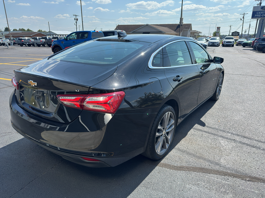 2024 Chevrolet Malibu Premier 2LT photo 2