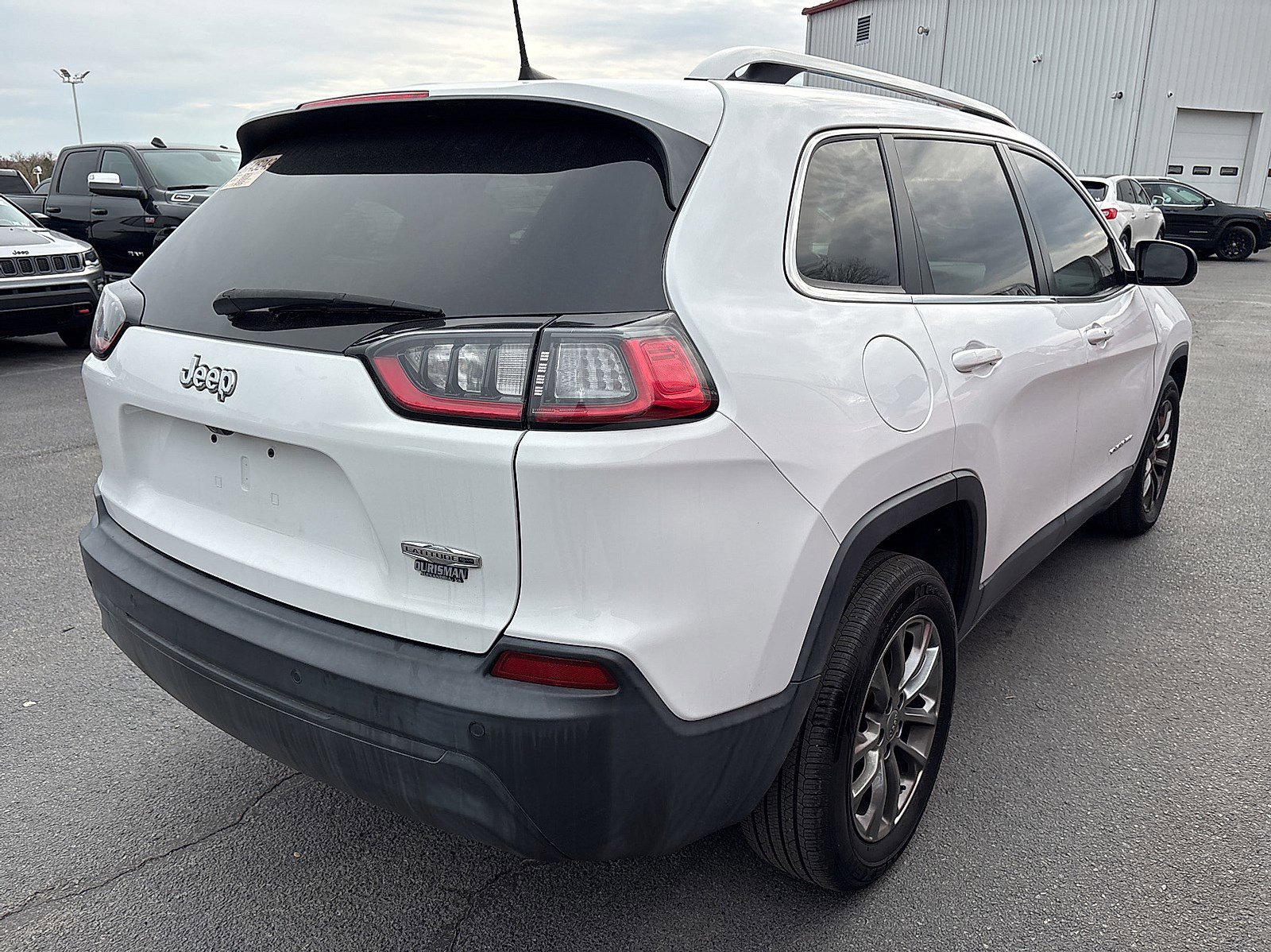 2019 Jeep Cherokee Latitude photo 4