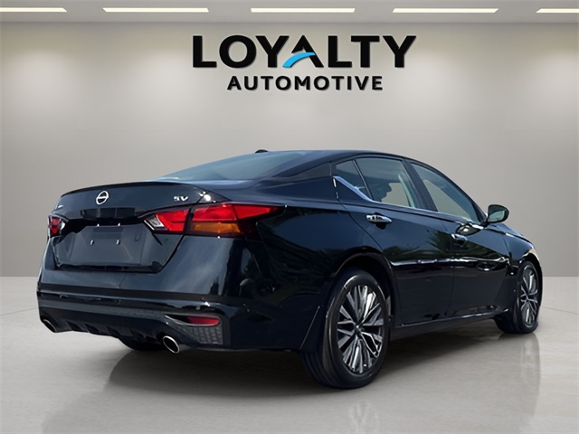 2024 Nissan Altima 2.5 SV photo 4