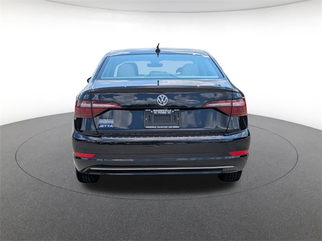 2021 Volkswagen Jetta SEL photo 3