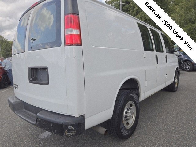 2016 Chevrolet Express 2500 Cargo photo 6