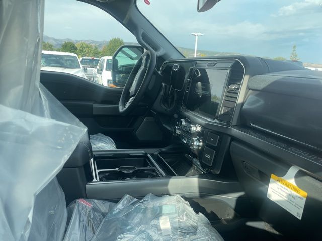 2026 Ford F-350 photo 5