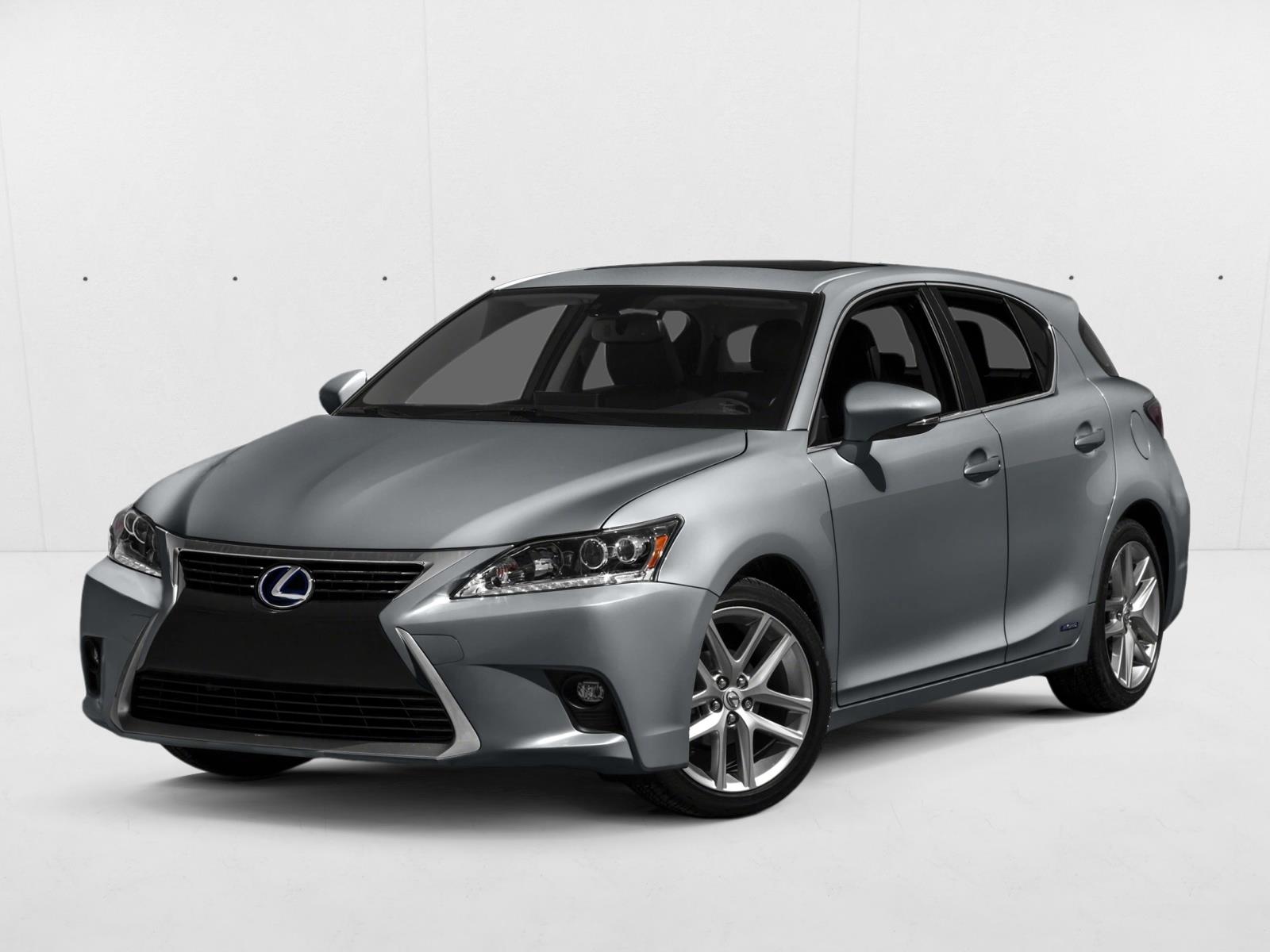 2016 Lexus CT Base's photo