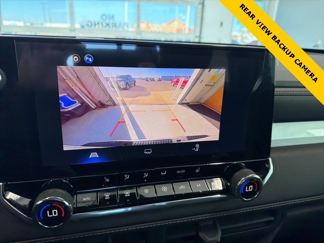 2026 Chevrolet Colorado LT photo 2