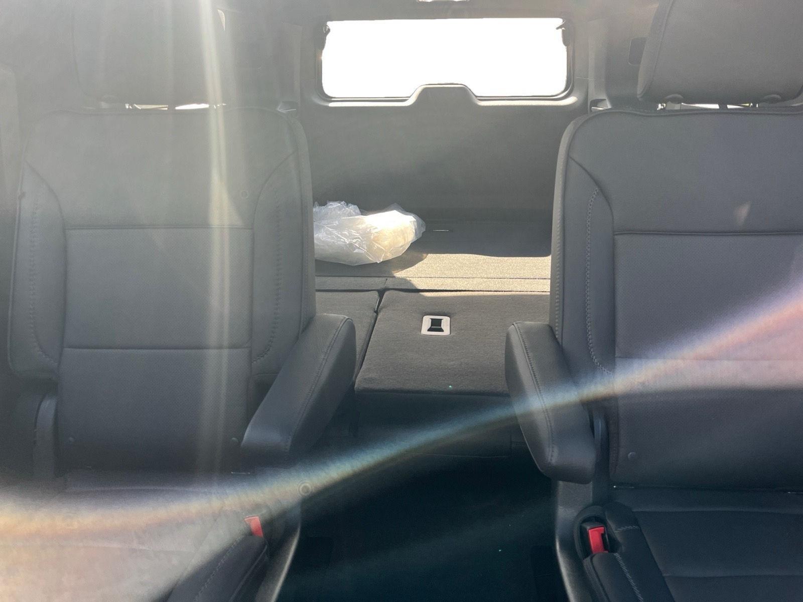 2025 Gmc Yukon XL Denali photo 16