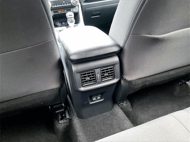 2021 Toyota RAV4 XLE photo 28