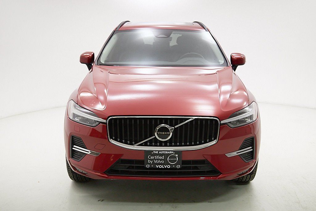 2023 VOLVO XC60 - Image 4