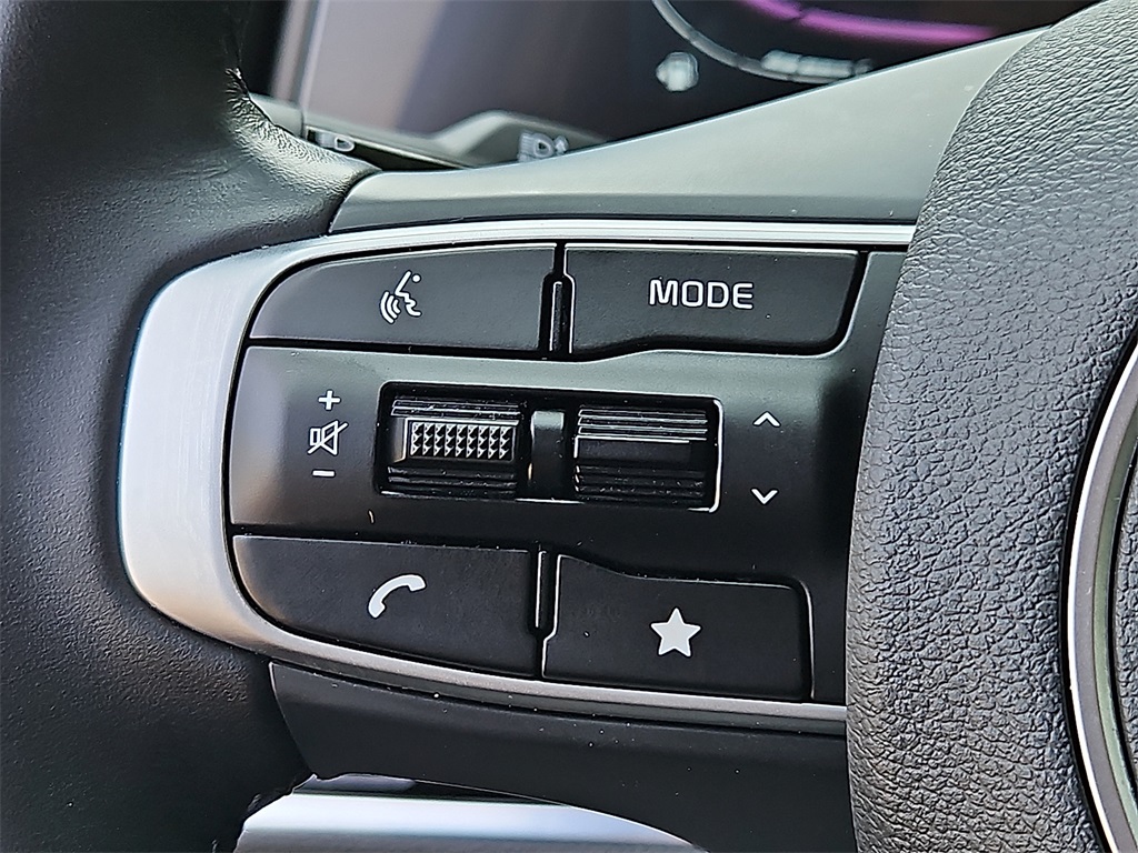 2025 Kia Sportage EX photo 22